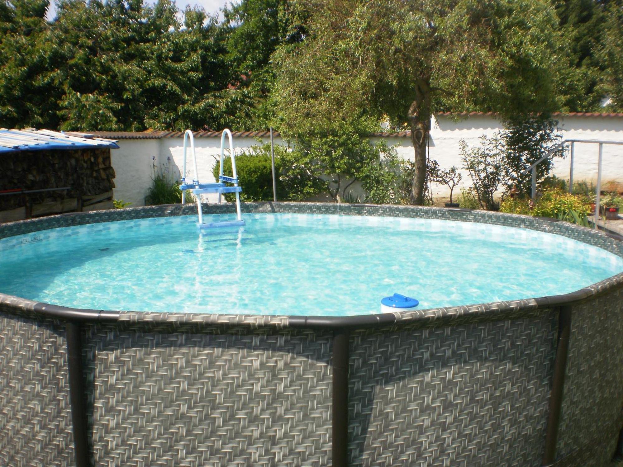 Privat Buk 100 Apartment Jindrichuv Hradec Luaran gambar