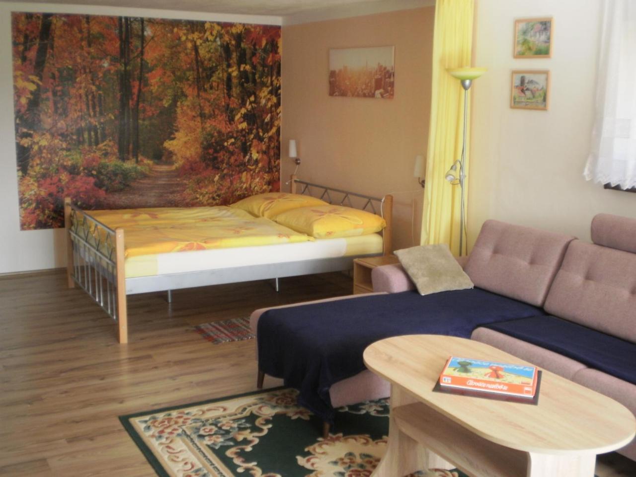 Privat Buk 100 Apartment Jindrichuv Hradec Luaran gambar